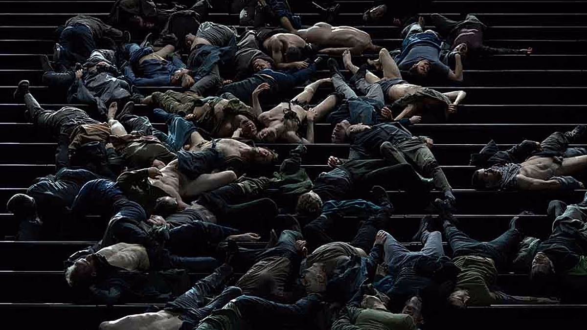 90s nostalgia: Requiem for the End of Love finishes Greek run with final flourish