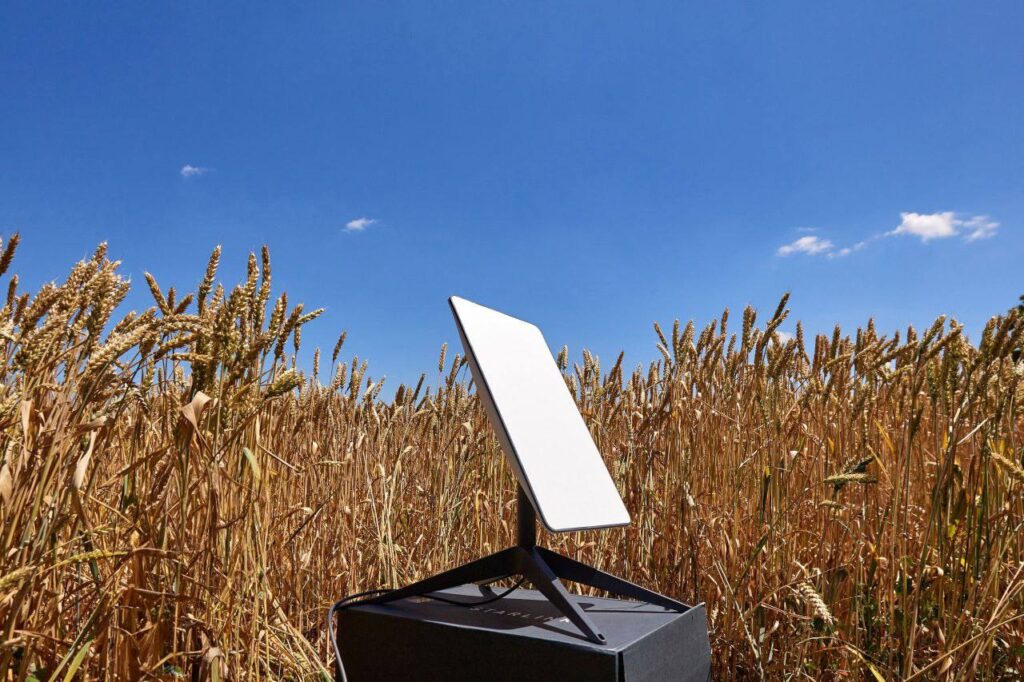 Russians paid crypto to restore Starlink. Ukrainian hackers took the money – and the data