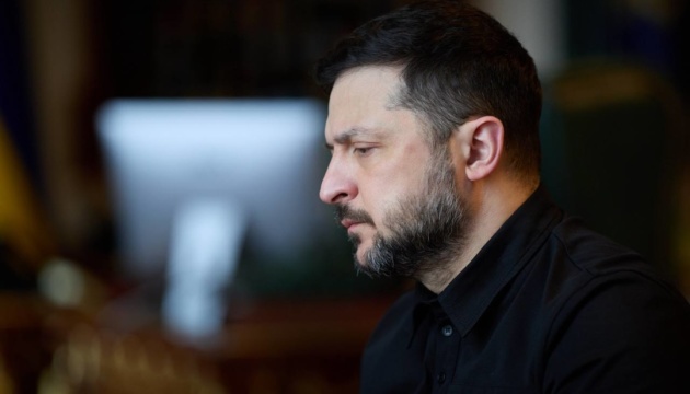 Zelensky warns of possible Russian massive strike today