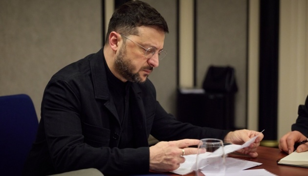 Zelensky expects sufficient activity from Ukrainian diplomats