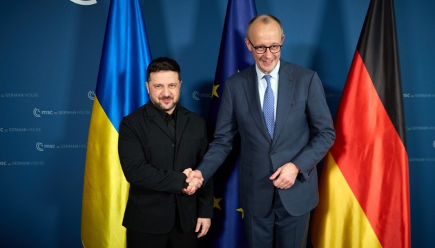 Zelensky, Merz discuss joint weapons production projects