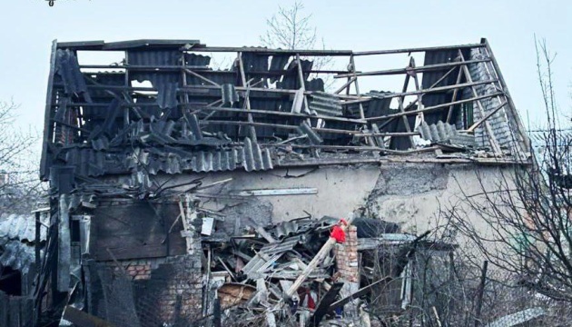 Russian forces attack Zaporizhzhia region 655 times over past day, leaving one dead, three injured