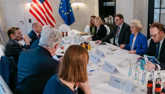 European Commission president discusses sanctions against Russia with US senators