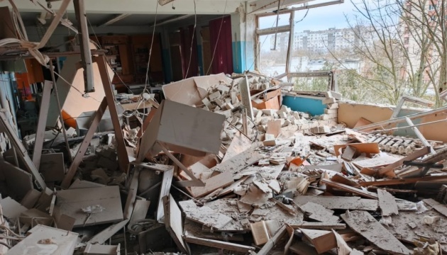 Kherson State University attacked again amid ongoing Russian shelling