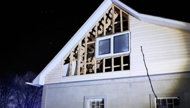 Invaders shell 10 settlements in Kharkiv region, leaving five people injured