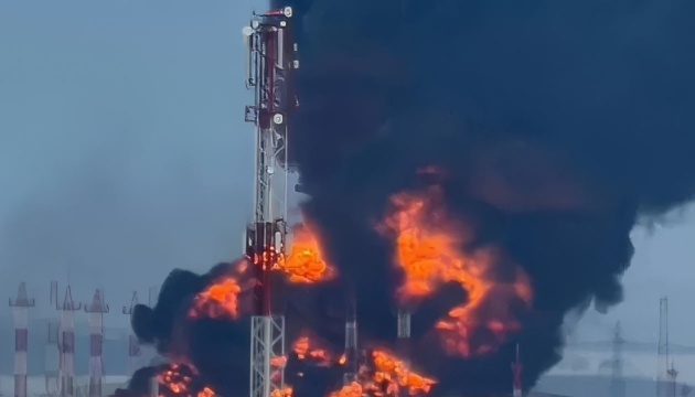 SSU drones strike key Russian oil transport hub in Tatarstan – source