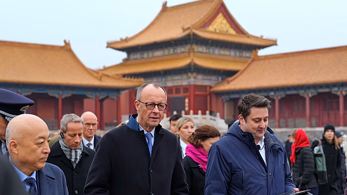 Merz tours Forbidden City during key China trade discussions
