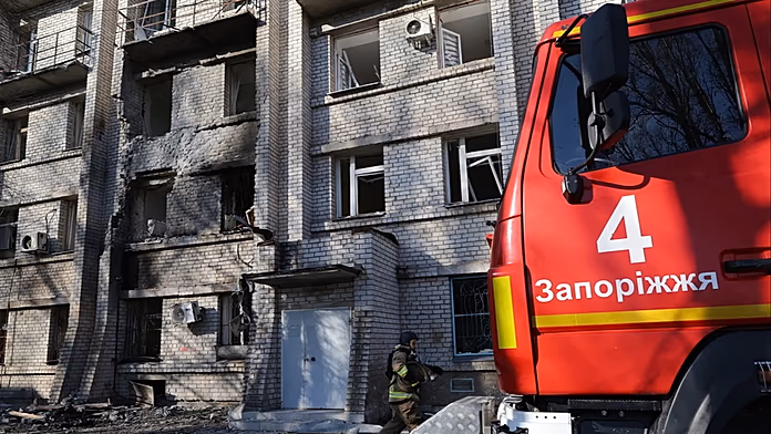 Many dead and injured in Russian strikes as Zelenskyy announces Feb 4-5 talks in Abu Dhabi