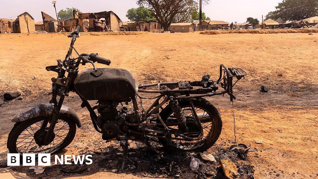 Gang raids in Nigerian villages leave more than 30 people dead – BBC