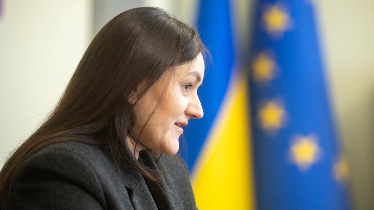 Procedure for obtaining permits for artists to cross border works well – Berezhna