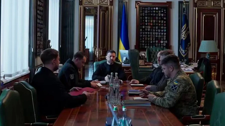 President briefs negotiating team on US-Russia meetings, calls for faster progress toward ending war