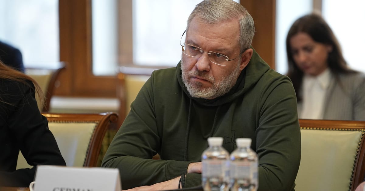 Ukraine’s ex-energy minister charged with corruption after attempt to flee – POLITICO