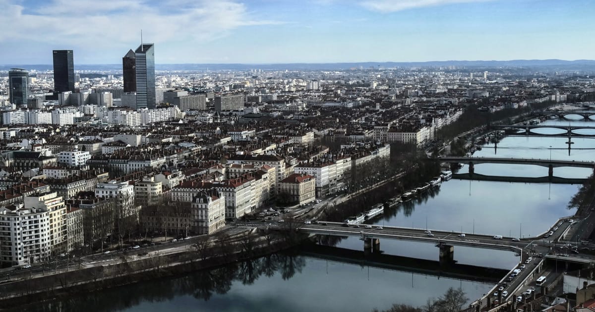 SONDAGE EXCLUSIF. A Lyon, Aulas fédère largement face à Doucet – POLITICO