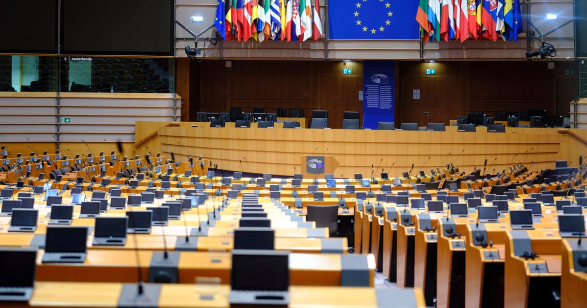 EU Parliament puts US trade deal on ice after latest Trump tariff hit – POLITICO