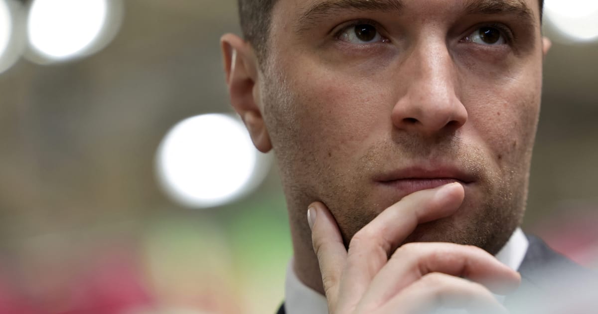 Far-right leader Bardella criticizes Macron’s pan-European nuclear push – POLITICO