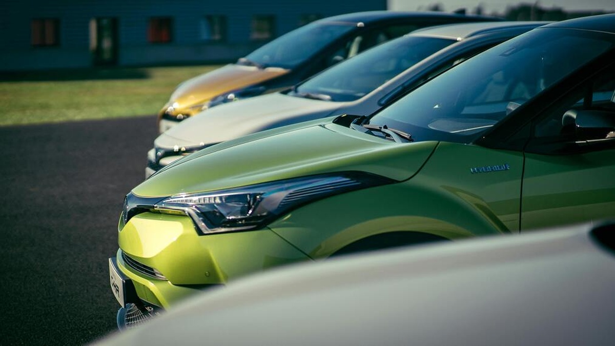 Ukraine’s passenger car imports fall 18% in Jan