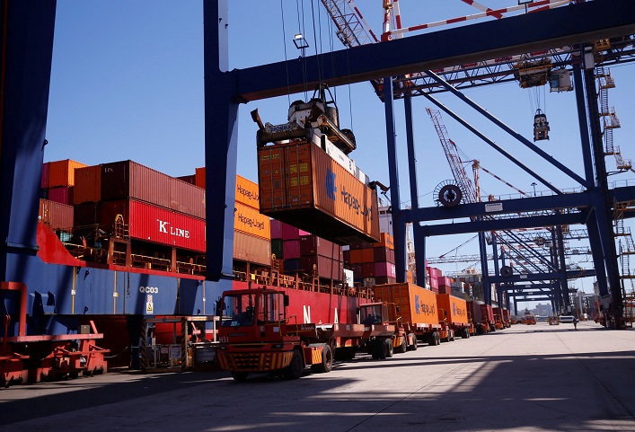 What do Ukraine’s trading partners buy the most?