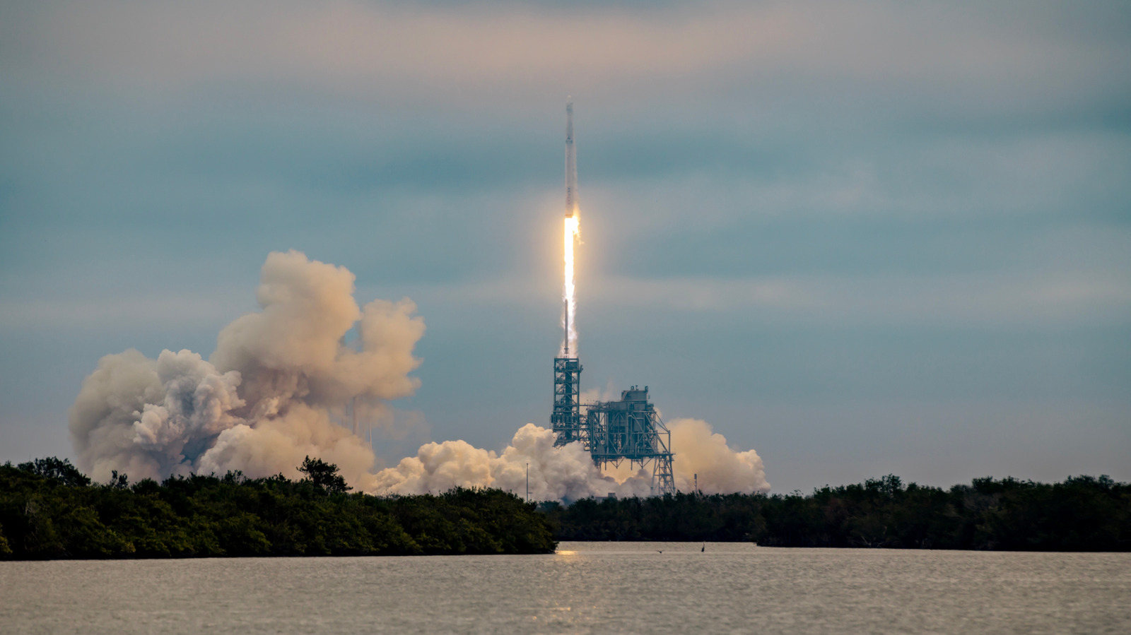 There’s A Reason SpaceX Stopped Launching From Kennedy Space Center