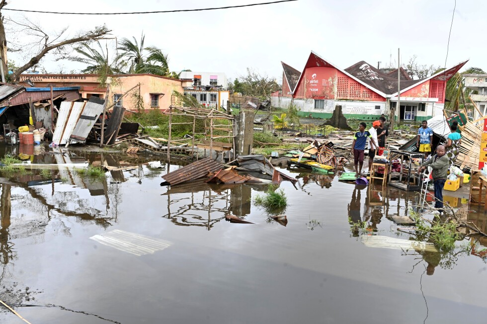 Tropical cyclone hits Madagascar, killing at least 31