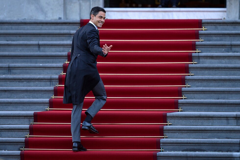 Rob Jetten becomes Netherlands’ youngest prime minister in new coalition