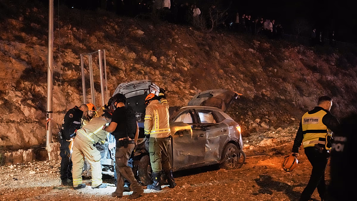 Video. Missile fire from Iran wounds five in Jerusalem