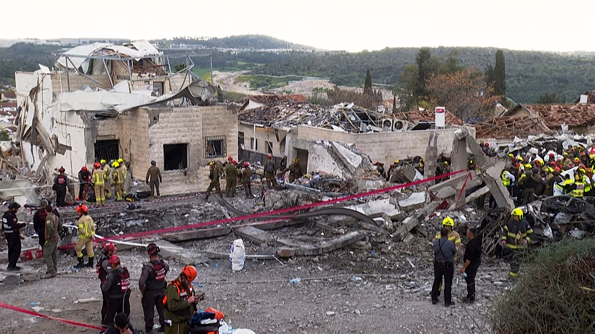 Video. Iranian missile strike on Beit Shemesh kills at least nine in Israel