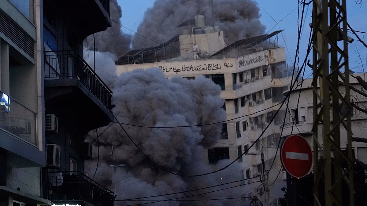 Video. Lebanon: Israeli airstrike flattens Beirut apartment block, killing at least six