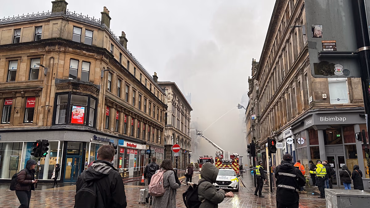 Video. Fire near Glasgow Central station causes major travel disruption