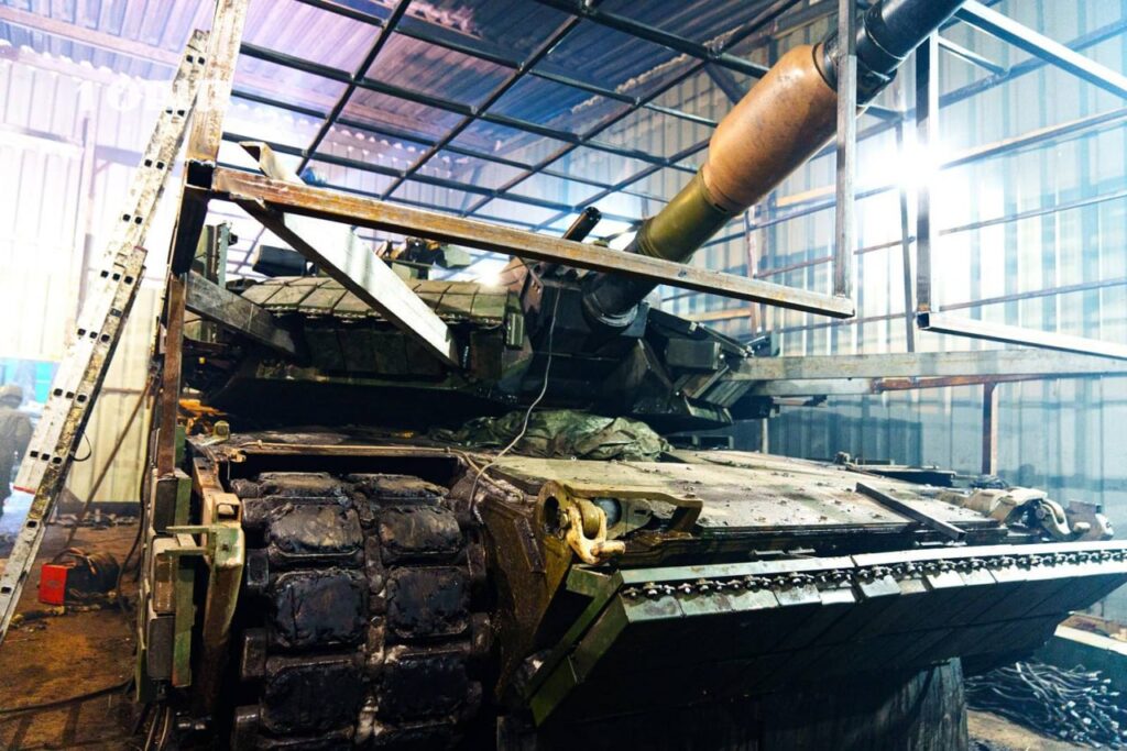 Most drone-armored tanks can’t fire their guns. Ukraine just fixed that on an Abrams.