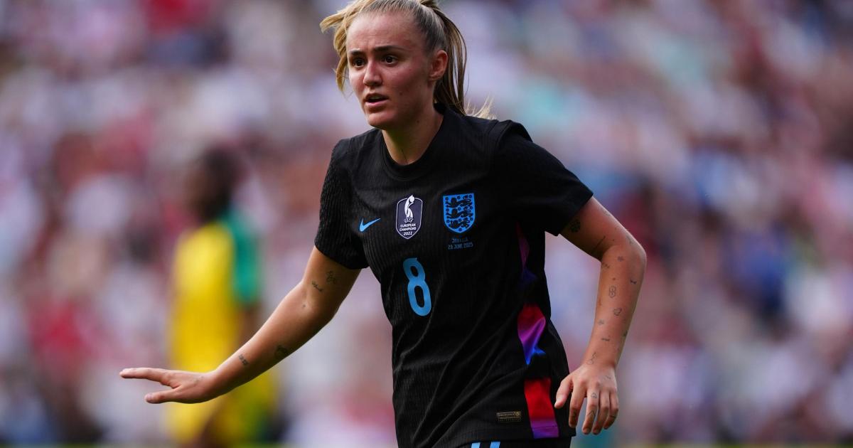 Georgia Stanway shines as England hit Ukraine for six in World Cup qualifier