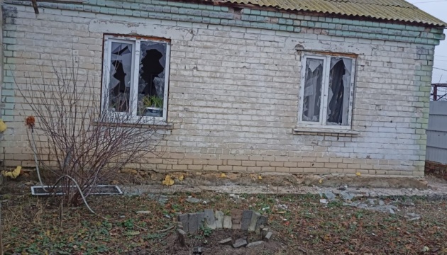 Russians kill one civilian and injure six others in Donetsk region