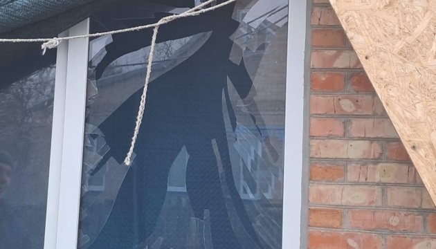 Russian forces attack post office in Druzhkivka