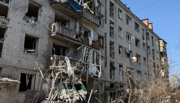 Four dead, injury toll climbs to 20, including two children