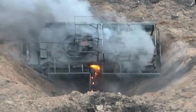 Russian army loses 990 troops, 61 artillery systems in past day