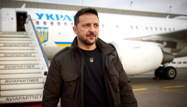 Zelensky arrives in Bucharest