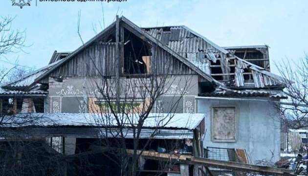 Russians carry out 899 strikes on Zaporizhzhia region, leaving three injured