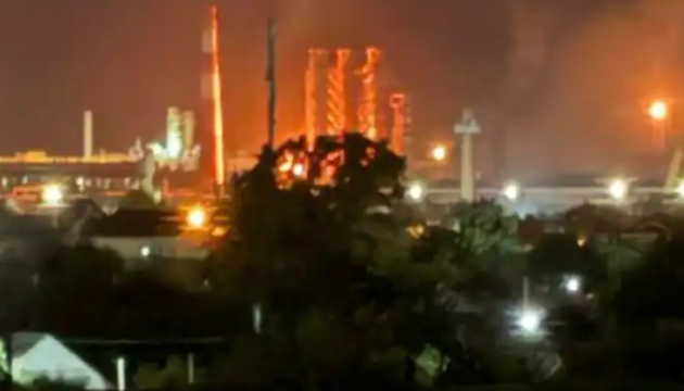 Drones attack Port Kavkaz and Afipsky oil refinery in Russia