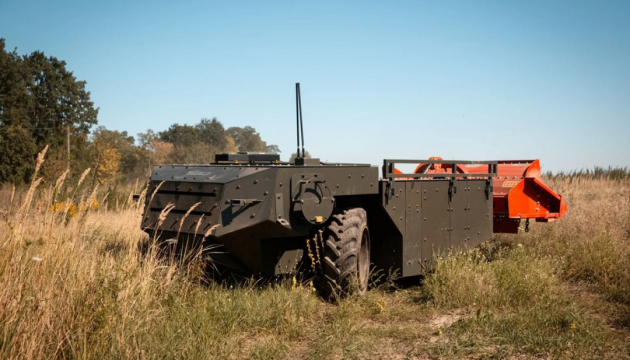 Ukrainian troops show evacuation of damaged ground robots from outskirts of Pokrovsk