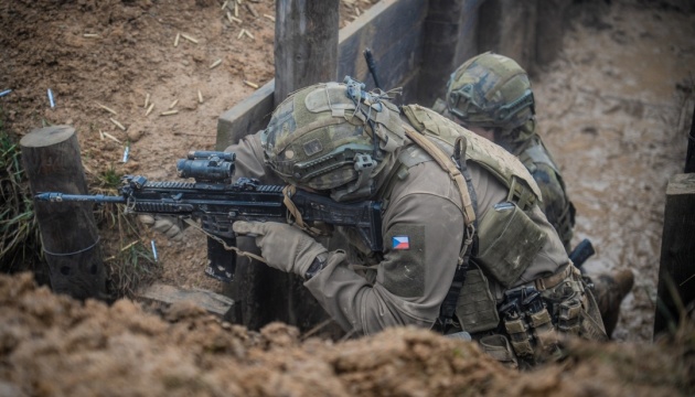 Czech instructors help train over 9,500 Ukrainian troops