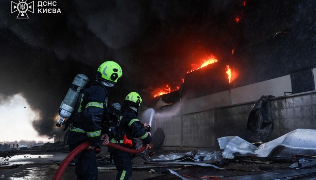 Rescuers extinguish large fire in Kyiv region, one person reported injured
