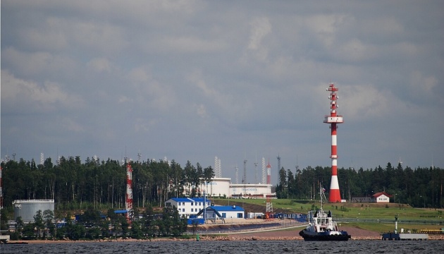 Fire breaks out at oil terminal in Russia’s Leningrad region following drone attack