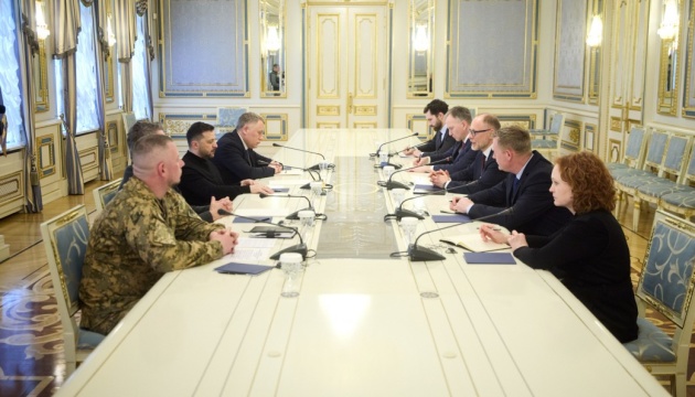 Zelensky discusses SAFE program and joint drone production with Latvian defense minister