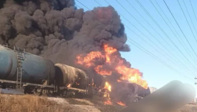 Defense forces destroy Russian fuel train in temporarily occupied Luhansk region