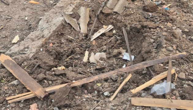 Russians drop two guided bombs on dormitory in Hlukhiv, injuring 11 including child