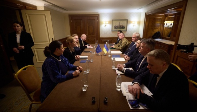 Zelensky and Kallas discuss release of €90B for Ukraine