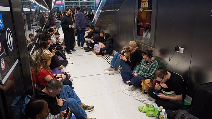 Israel: Rocket interception debris sparks fire near Tel Aviv