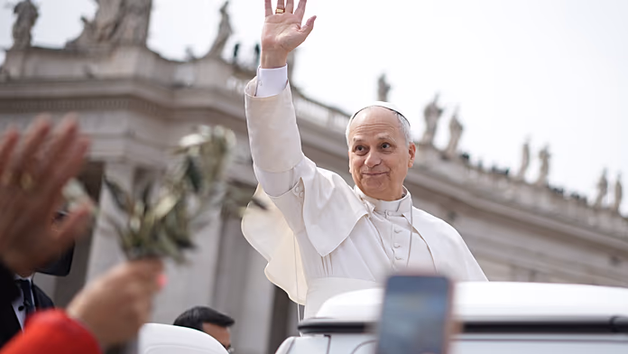 Palm Sunday, Pope Leo XIV: 'God does not hear the prayers of those who wage war'