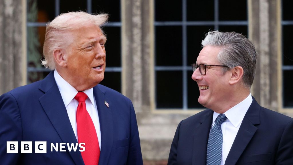 Starmer at odds with Trump in biggest disagreement yet – BBC