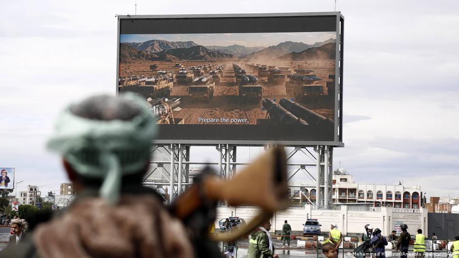 Iran war: Houthis claim attack on Israel, Zelenskyy in UAE – DW.com