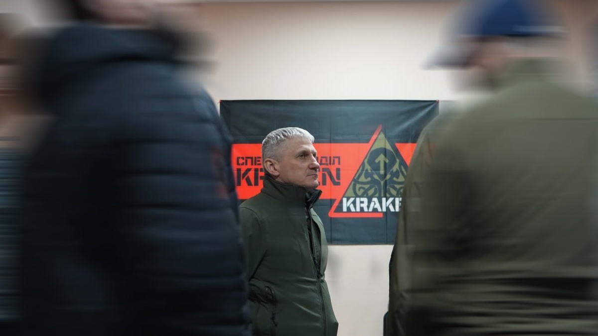 Chief of Defense Intelligence visits Kraken special unit